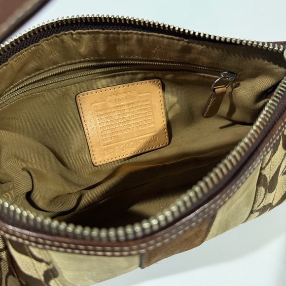 Vintage Coach Signature Brown Suede Stripe Monogram Demi Baguette Shoulder Bag - Picture 12 of 13